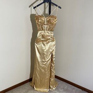 Elegant Gold Evening Gown